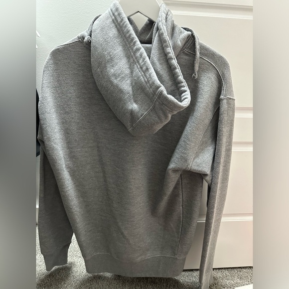 Titanic Hoodie From Titanic Exhibition Las Vegas (Size Medium) In Colour Grey. - Picture 2 of 3